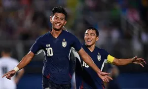 Thái Lan hạ Philippines để vào chung kết King’s Cup