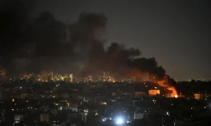 Israel tập kích 'nhóm hỗ trợ tài chính cho Hezbollah'